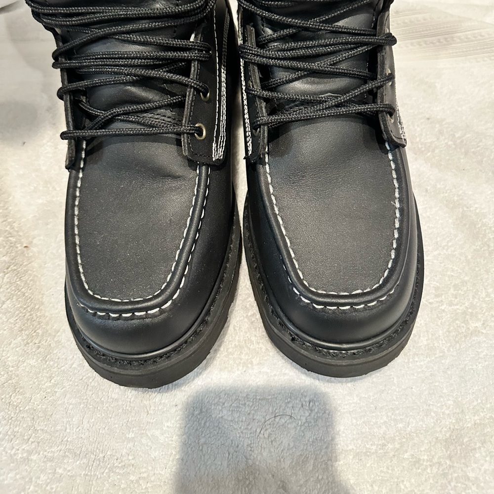 Hechos steel toe boots